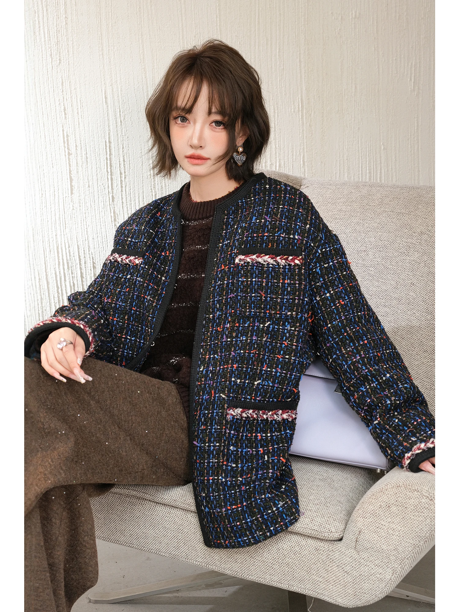 MIUCO Luxury Thin Quilted Coat Warm White Goose down Inner Lightweight Woolen Patterned Jaet Ele Outerwear for Women
MIUCO Luxury Thin Quilted Coat Warm White Goose down Inner Lightweight Woolen Patterned Jaet Ele Outerwear for Women