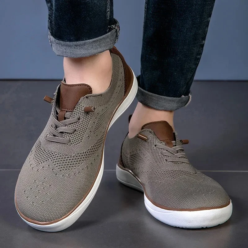 Men's wide shoes, large size casual shoes, suitable for people with fat feet wide feet, soft and light walking shoes
Men's wide shoes, large size casual shoes, suitable for people with fat feet wide feet, soft and light walking shoes