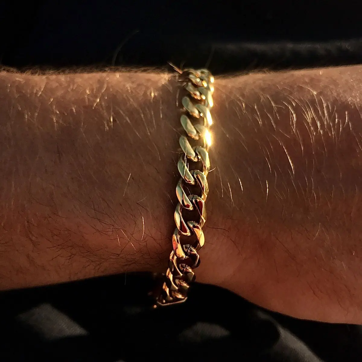 Gold Color Cuban Chain Bracelets for Men,6/8/10/12MM Stainless Steel Chain Link Wristband,Casual Hip Hop Male Jewelry Gift
Gold Color Cuban Chain Bracelets for Men,6/8/10/12MM Stainless Steel Chain Link Wristband,Casual Hip Hop Male Jewelry Gift