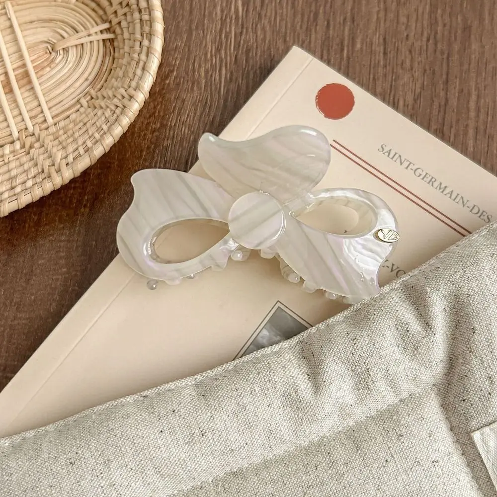 Sweet Bow Acetic Acid Hair Claw Retro Korean Style Bowknot Barrettes High Ponytail Clip Trendy French Shark Clip
Sweet Bow Acetic Acid Hair Claw Retro Korean Style Bowknot Barrettes High Ponytail Clip Trendy French Shark Clip