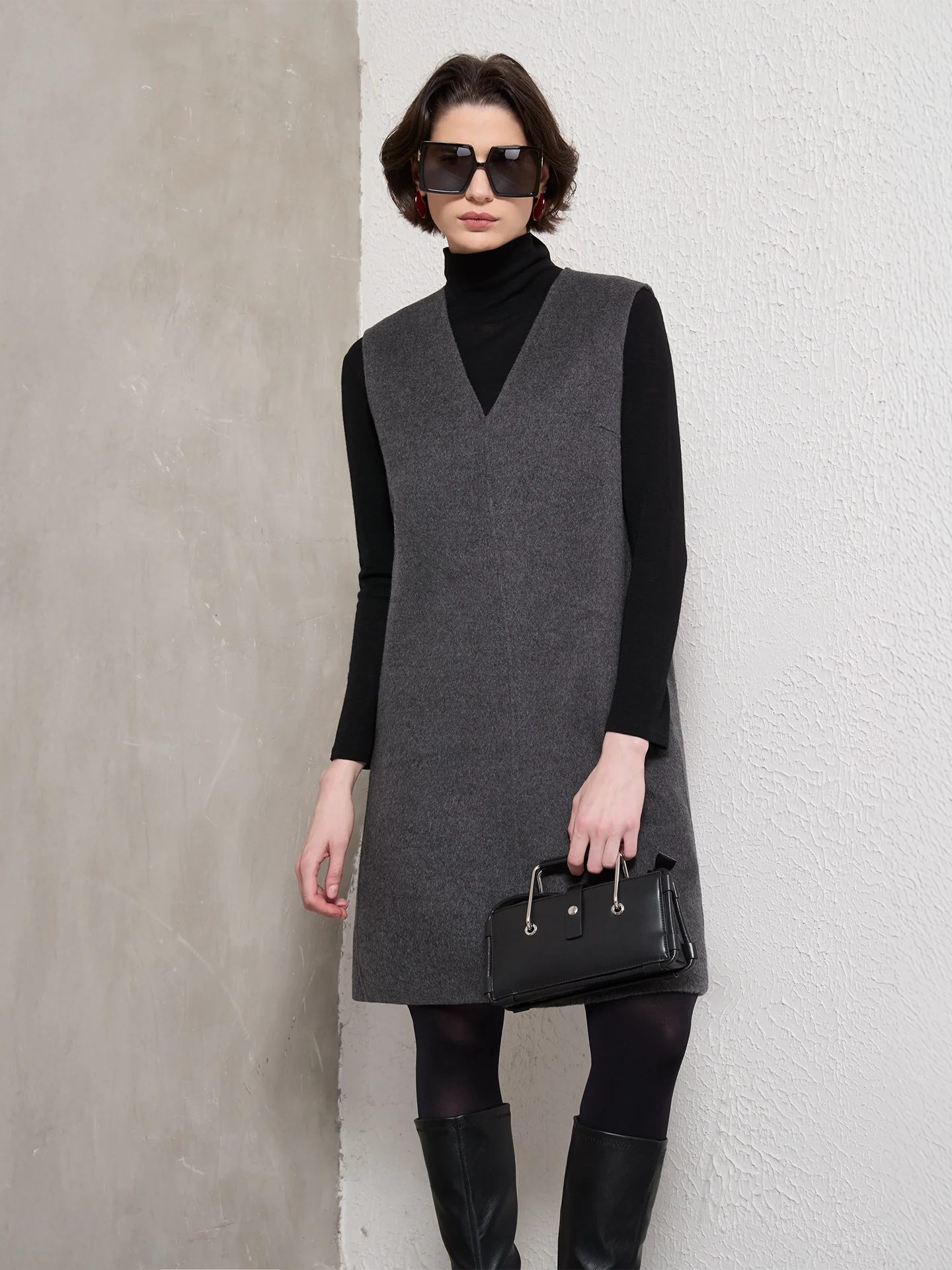 Шерстяной жилет SRUNBEAR из ультрамягкой австралийской шерсти с высоким содержанием кератина, двусторонний твидовый, V-образный вырез, осенне-зимний
Шерстяной жилет SRUNBEAR из ультрамягкой австралийской шерсти с высоким содержанием кератина, двусторонний твидовый, V-образный вырез, осенне-зимний