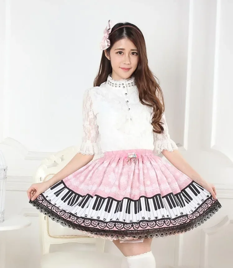 Original Design Sweet Snowflake and Piano Key Printed Short Lolita Skirt with Lace Trimming
Original Design Sweet Snowflake and Piano Key Printed Short Lolita Skirt with Lace Trimming