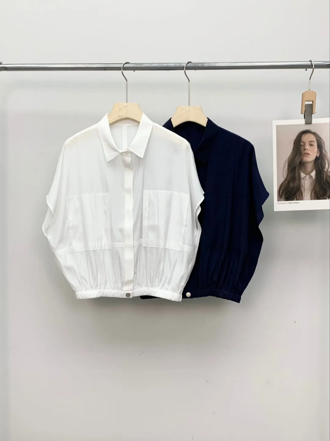 Faionable Korean Sle Casual Loose Fit irt Summer New Arrival 25 Years Old Women's Collar Button up Slimming Top
Faionable Korean Sle Casual Loose Fit irt Summer New Arrival 25 Years Old Women's Collar Button up Slimming Top