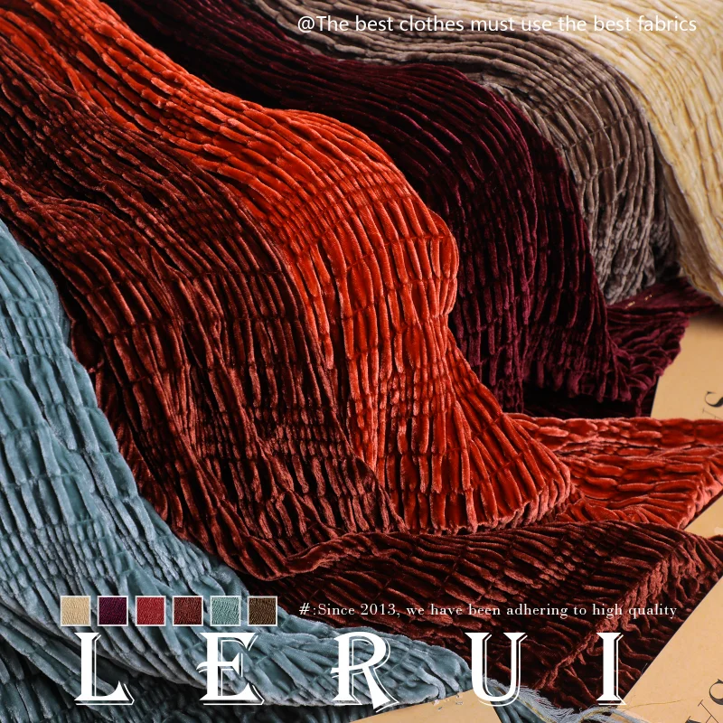 Натуральная эластичная плиссированная ткань из шелкового бархата тутового шелкопряда для весенне-осеннего пошива платьев, одежды и модных изделий
Натуральная эластичная плиссированная ткань из шелкового бархата тутового шелкопряда для весенне-осеннего пошива платьев, одежды и модных изделий