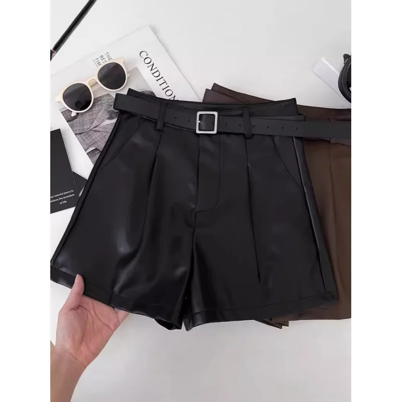 BlackPULeather Shorts Women2024Autumn and Winter New Casual Shorts Design High Waist Slimming and Wide Leg Base Bootcuts
BlackPULeather Shorts Women2024Autumn and Winter New Casual Shorts Design High Waist Slimming and Wide Leg Base Bootcuts
