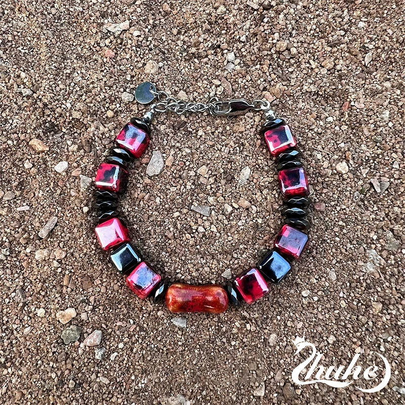 2024 New Red Blood Stone Bracelet Hip Hop Rock Style Men And Women Copper Alloy Jewelry Party Gift
2024 New Red Blood Stone Bracelet Hip Hop Rock Style Men And Women Copper Alloy Jewelry Party Gift