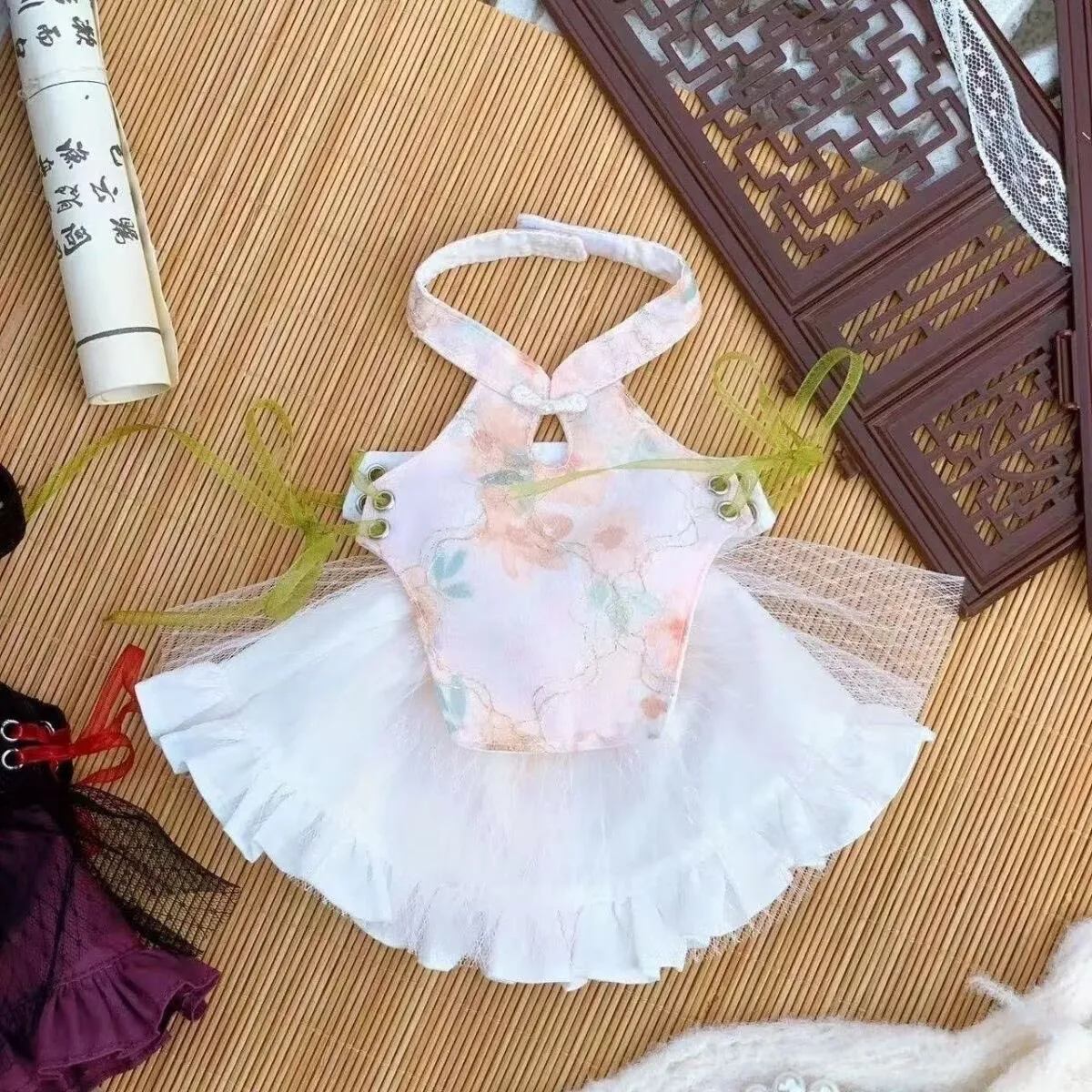 ancient style cheongsam,spring summer new style, doll replacement dress, original doll dress, 20cm, Republic of China style
ancient style cheongsam,spring summer new style, doll replacement dress, original doll dress, 20cm, Republic of China style