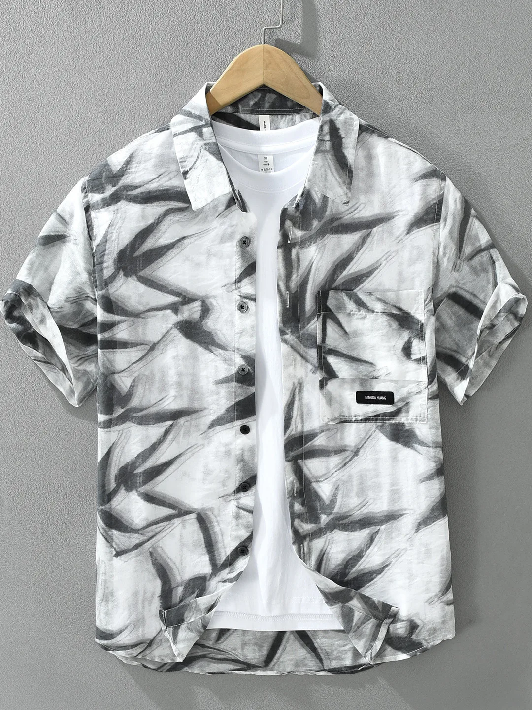 Linen Silk Chinese Style Retro Ink Print Short Sleeve Casual Shirt Men Summer Thin Breathable Printed Shirt Loose Fit Plant F...
Linen Silk Chinese Style Retro Ink Print Short Sleeve Casual Shirt Men Summer Thin Breathable Printed Shirt Loose Fit Plant F...