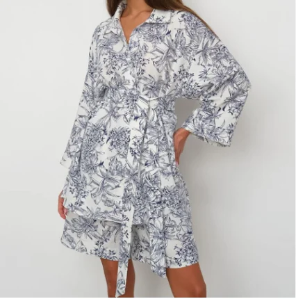 Women's Beach Suit 2025 Spring Summer Latest Four Sided Elastic Print Lace Up Long Sleeved Top High Waisted Shorts Two-Piece Set
Women's Beach Suit 2025 Spring Summer Latest Four Sided Elastic Print Lace Up Long Sleeved Top High Waisted Shorts Two-Piece Set