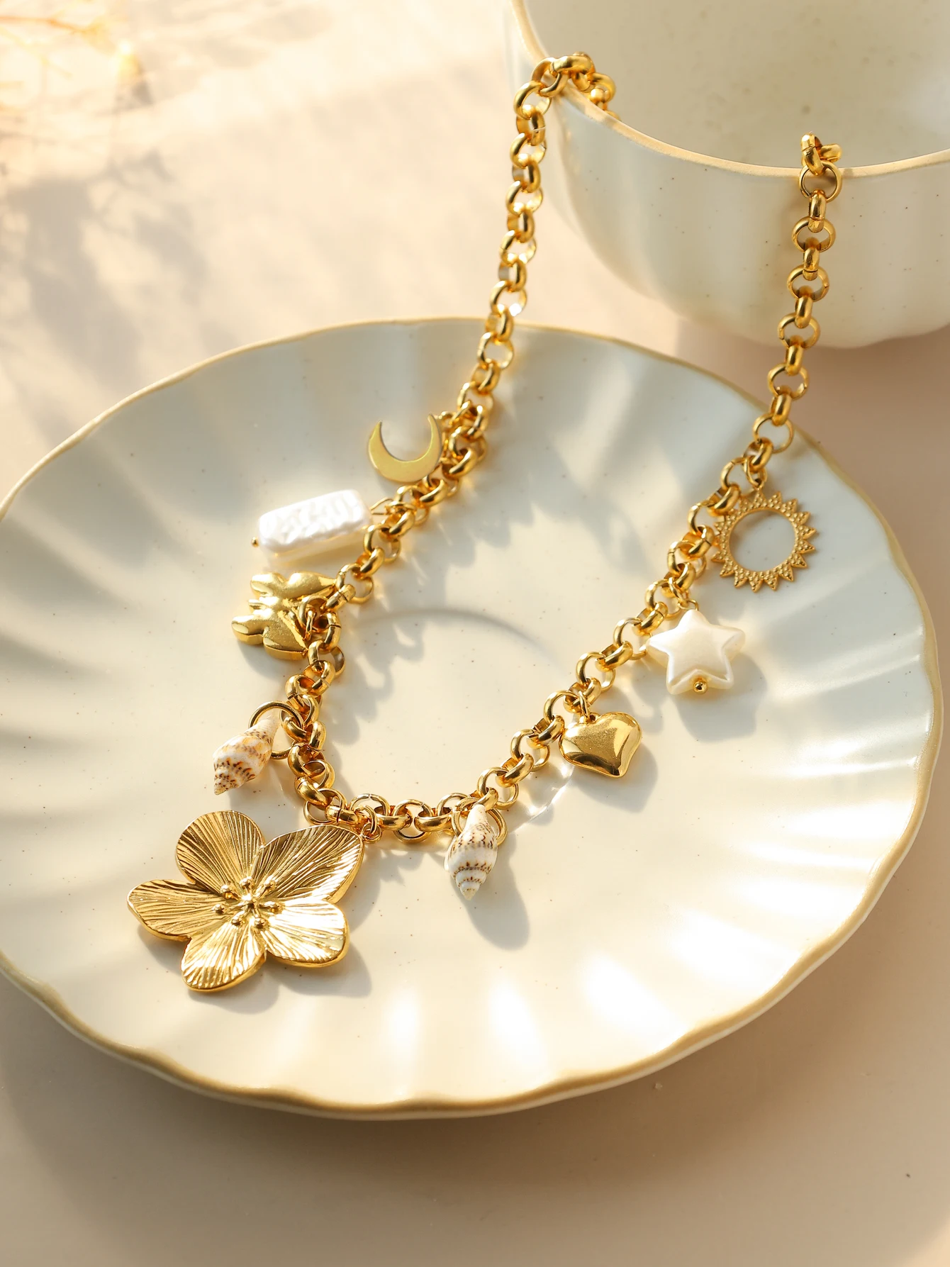 Star Butterfly Moon Flower Shell Pearl Pendant Necklace Stainless Steel Waterproof Fashion Women Jewelry Gold Ornaments Gift
Star Butterfly Moon Flower Shell Pearl Pendant Necklace Stainless Steel Waterproof Fashion Women Jewelry Gold Ornaments Gift