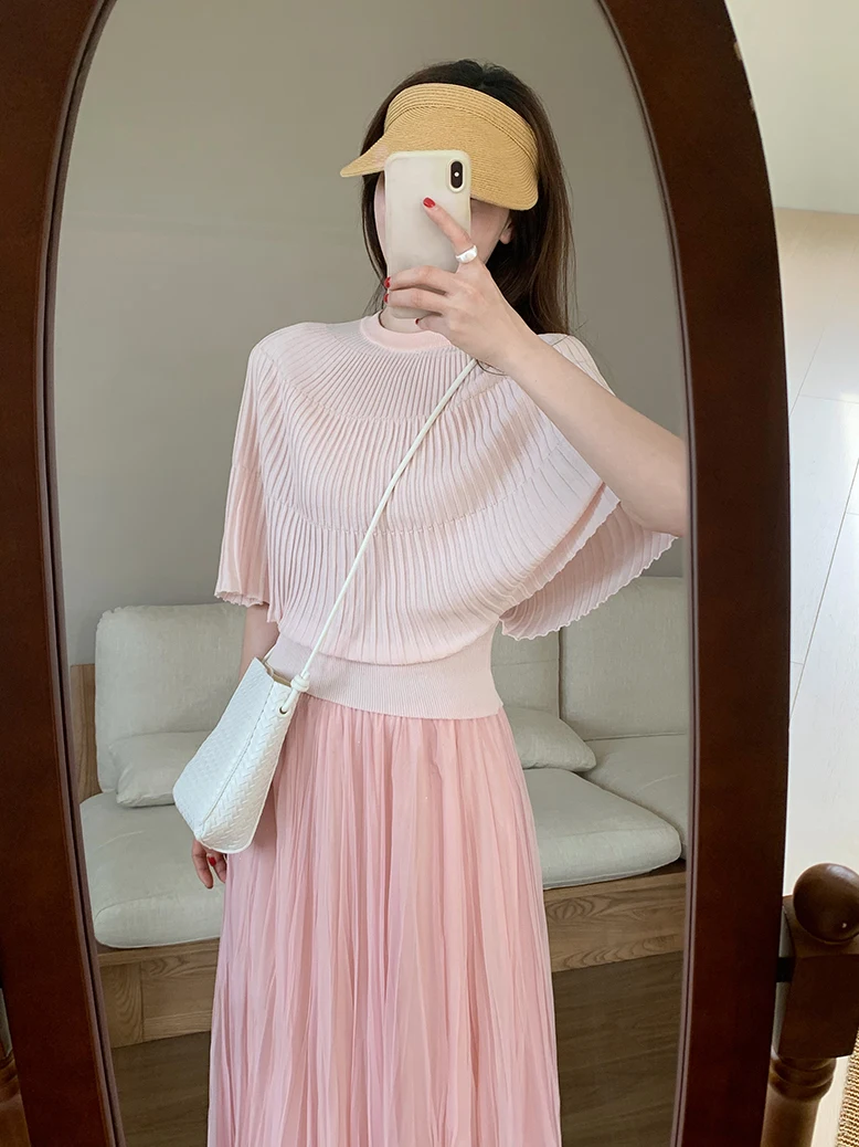 Ladies Knitted Loose Short Sleeve Top Elegant Style Summer New Design Korean Version Soft Fabric One-Piece Knitted Shirt for ...
Ladies Knitted Loose Short Sleeve Top Elegant Style Summer New Design Korean Version Soft Fabric One-Piece Knitted Shirt for ...