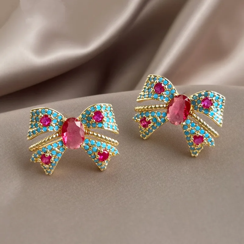 Vintage Pink Blue Rhinestone Bowknot Stud Earrings Women Elegant Cute Crystal 14K Gold Plated Girl Party Jewelry Gifts
Vintage Pink Blue Rhinestone Bowknot Stud Earrings Women Elegant Cute Crystal 14K Gold Plated Girl Party Jewelry Gifts