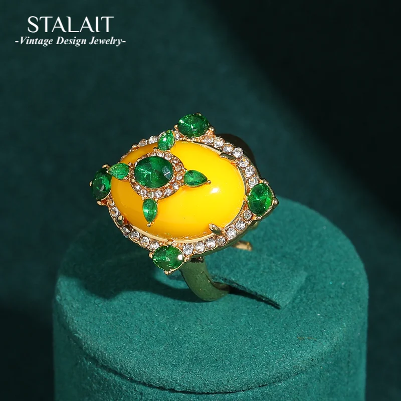 Vintage Yellow Stone Rhinestone Rings Oval Christmas Green Crystal Jewelry Trends 2025 Party Luxury Quality Brands Gift New
Vintage Yellow Stone Rhinestone Rings Oval Christmas Green Crystal Jewelry Trends 2025 Party Luxury Quality Brands Gift New