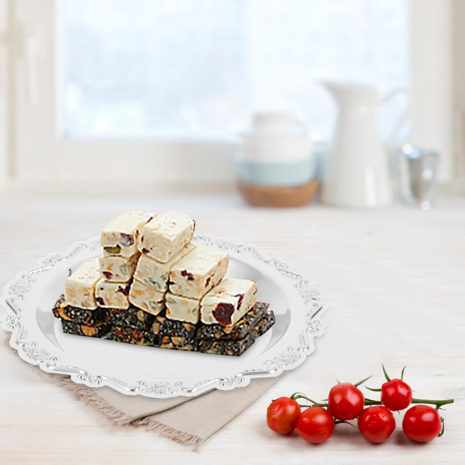 Delicate Cake Dish Fruit Platter Silver Food-Safe Dessert Plate for Wedding Birthday Party Afternoon Tea Tableware Snacks Tray
Delicate Cake Dish Fruit Platter Silver Food-Safe Dessert Plate for Wedding Birthday Party Afternoon Tea Tableware Snacks Tray