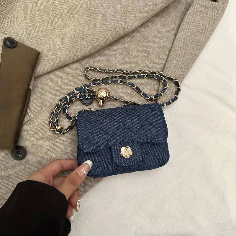 Mini Wallet, Cute Chain Women's Shoulder Bag, Adjustable Shoulder Strap, Stylish Retro Floral Texture Crossbody Bags
Mini Wallet, Cute Chain Women's Shoulder Bag, Adjustable Shoulder Strap, Stylish Retro Floral Texture Crossbody Bags
