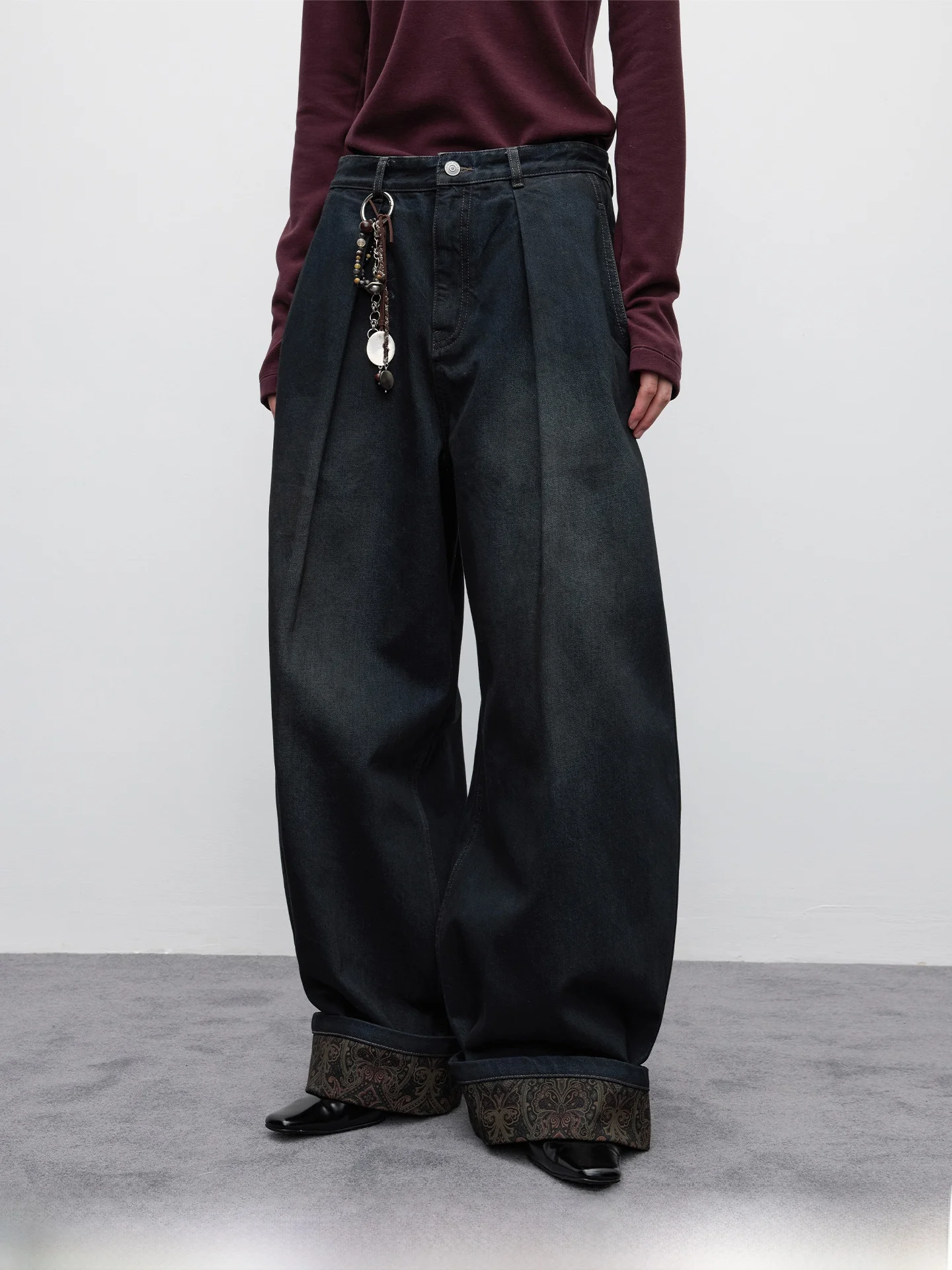 Хлопковые широкие джинсы, женские повседневные джинсы с принтом на талии спереди, плиссированные джинсы с расклешенным подолом, удобные дышащие узкие джинсы
Хлопковые широкие джинсы, женские повседневные джинсы с принтом на талии спереди, плиссированные джинсы с расклешенным подолом, удобные дышащие узкие джинсы