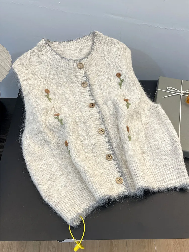 Короткий вязаный свитер с цветочным принтом и круглым вырезом, жилет для женщин, осенний наряд без рукавов, новый милый однобортный жилет, топ
Короткий вязаный свитер с цветочным принтом и круглым вырезом, жилет для женщин, осенний наряд без рукавов, новый милый однобортный жилет, топ