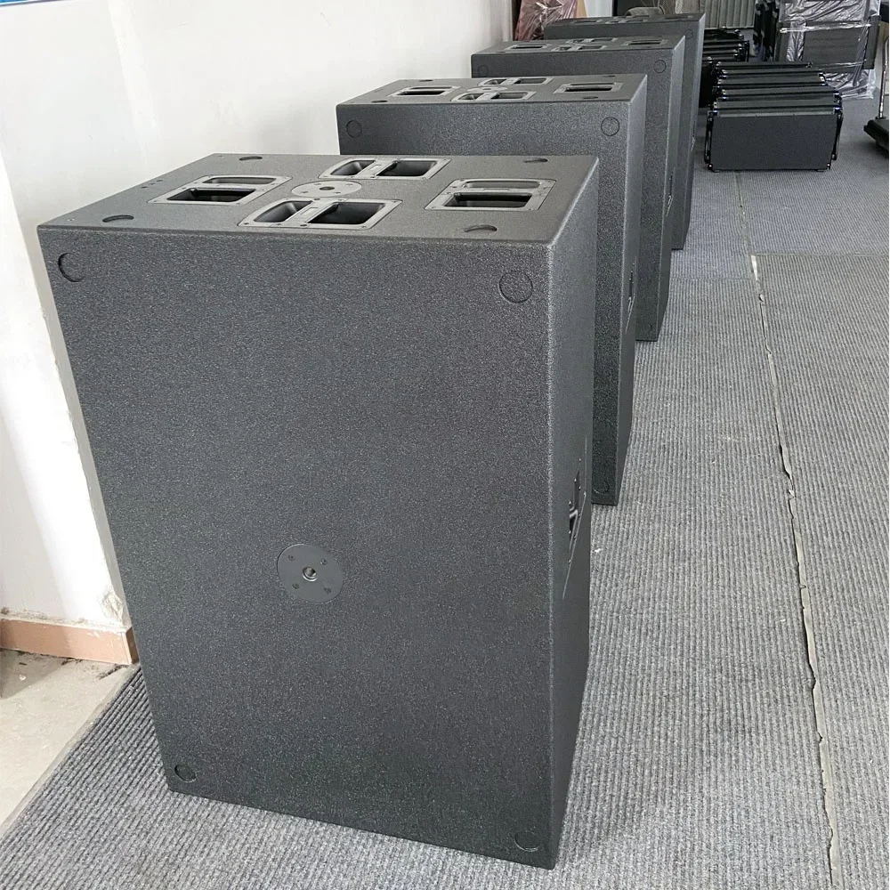 Профессиональный сабвуфер Lase Sound Manufacturer с двумя 18-дюймовыми динамиками, модель 9006, для сцены, диджеев и мероприятий на открытом воздухе.
Профессиональный сабвуфер Lase Sound Manufacturer с двумя 18-дюймовыми динамиками, модель 9006, для сцены, диджеев и мероприятий на открытом воздухе.