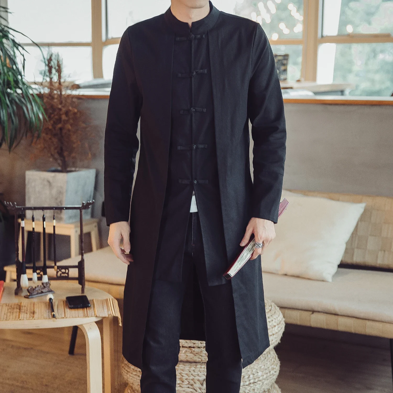 Pop 2024 Men Chinese Style Long Windbreaker Jacket Men Streetwear Oriental Clothes Men Black Vintage Mandarin Trench Embroidery
Pop 2024 Men Chinese Style Long Windbreaker Jacket Men Streetwear Oriental Clothes Men Black Vintage Mandarin Trench Embroidery