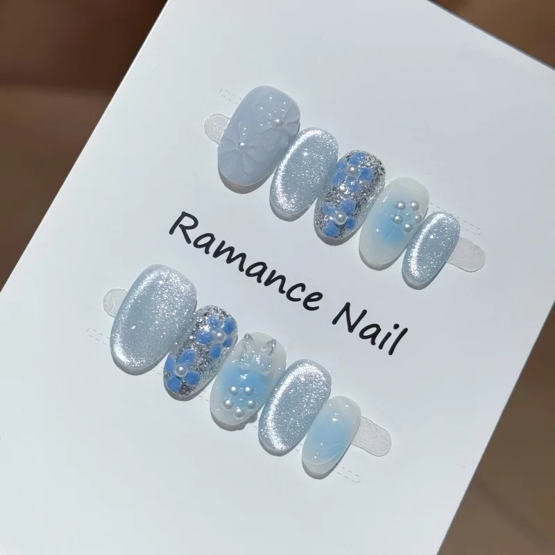 10pcs Blue Ice Flower Handmade Nails Cat-Eye Pearl Glitter Press on Nail Short Oval False Nail for Women&Girl Wearable Fake Nail
10pcs Blue Ice Flower Handmade Nails Cat-Eye Pearl Glitter Press on Nail Short Oval False Nail for Women&Girl Wearable Fake Nail