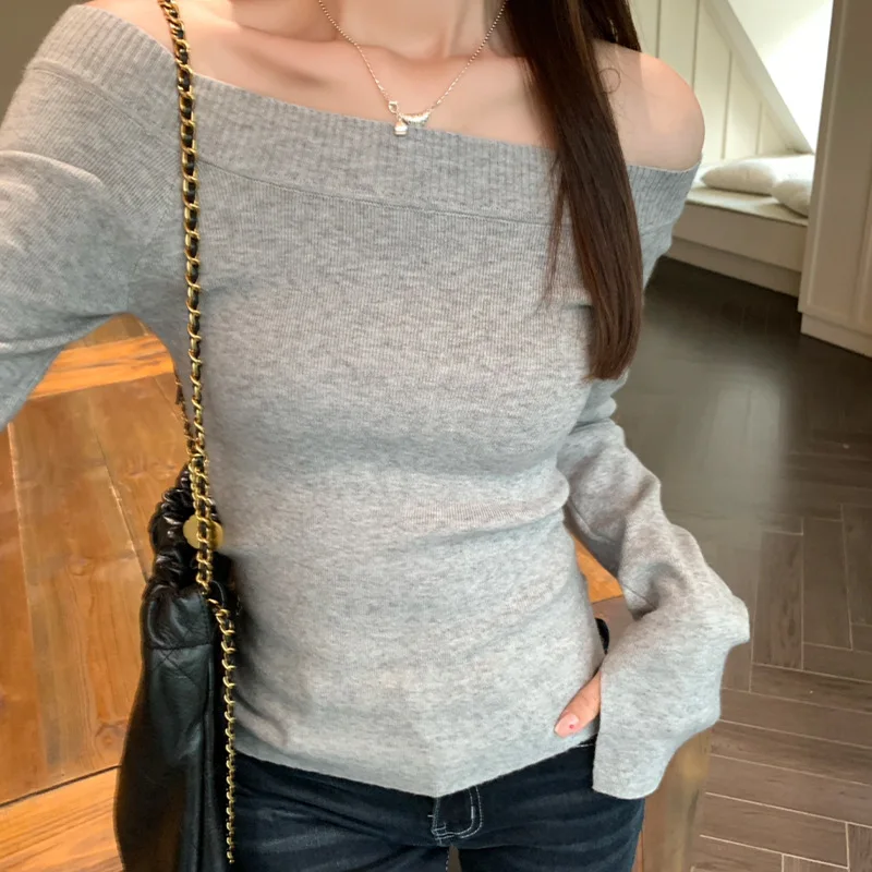 Autumn Sexy Off Shoulder Knitted Tops Women Elegant Diagonal Collar Long Sleeve Slit Pullover Fashion Casual Female Sweaters
Autumn Sexy Off Shoulder Knitted Tops Women Elegant Diagonal Collar Long Sleeve Slit Pullover Fashion Casual Female Sweaters