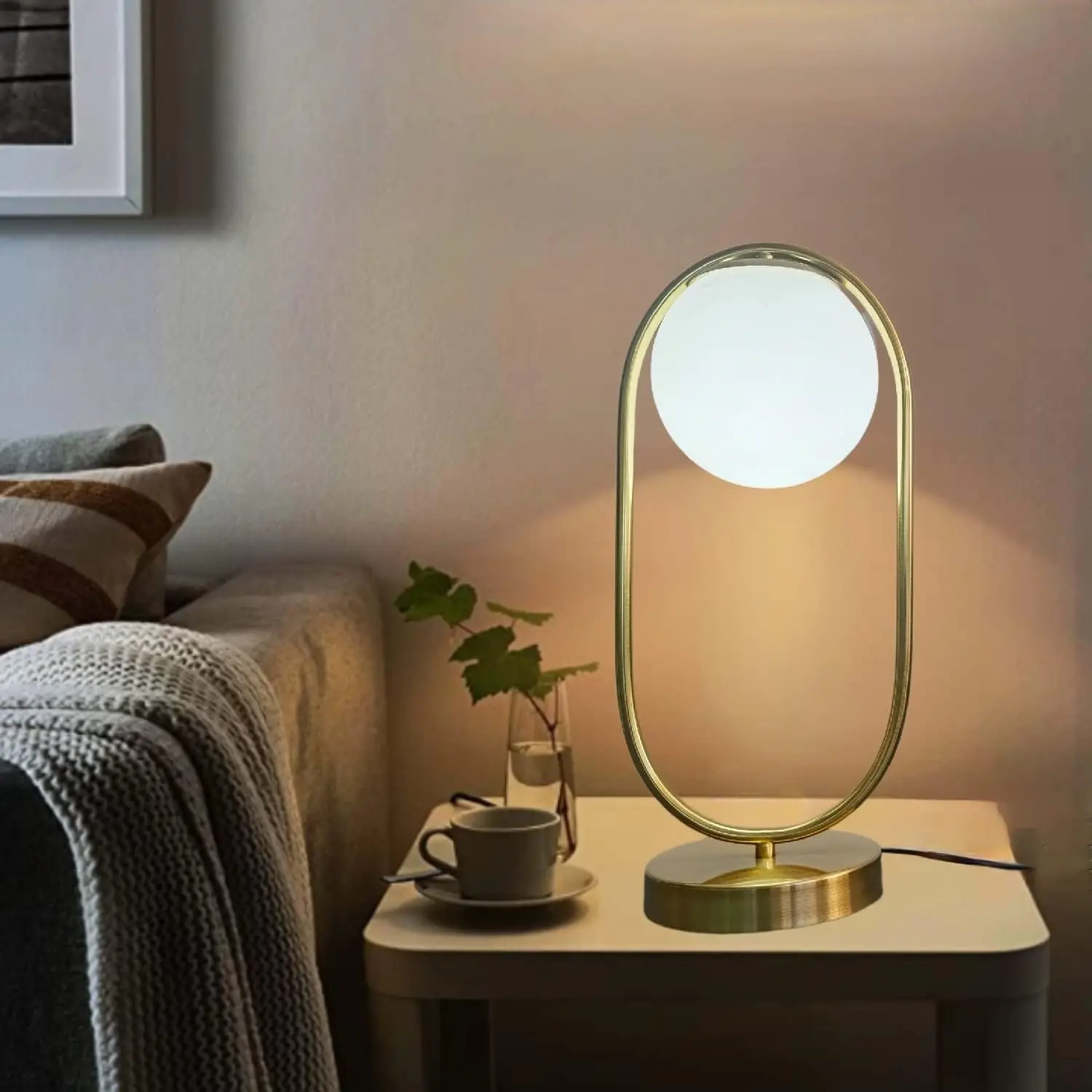 Vintage luxury gold desk lamp mid century modern glass boho Bedside Bedroom with Led white Bulb lamp dorm brass desk lamp f
Vintage luxury gold desk lamp mid century modern glass boho Bedside Bedroom with Led white Bulb lamp dorm brass desk lamp f