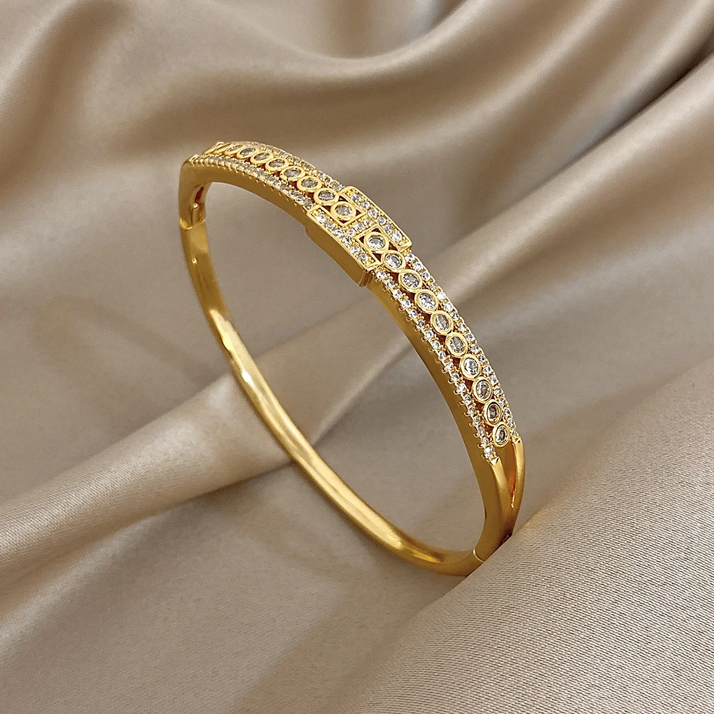 Luxury Shiny Zircon Gold Plated Bracelet for Women Retro Gold Color Round Open Spring Buckle Bangle Wedding Jewelry Gift
Luxury Shiny Zircon Gold Plated Bracelet for Women Retro Gold Color Round Open Spring Buckle Bangle Wedding Jewelry Gift