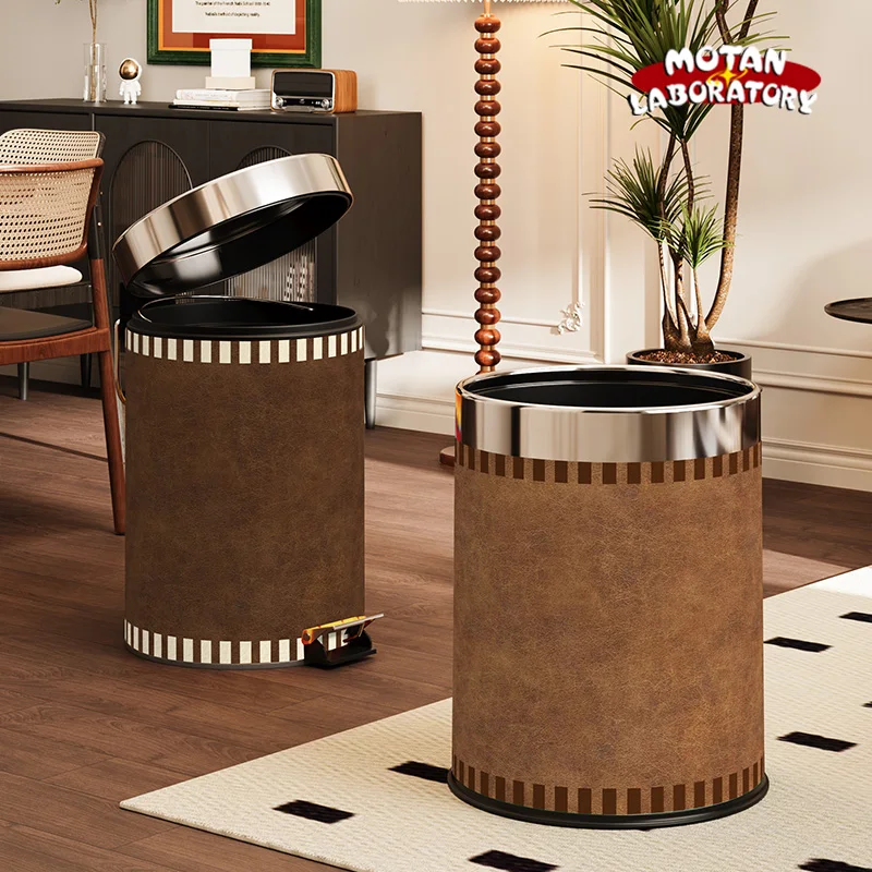 Luxury Retro Large Capaci Tra Can for Living Room Bedroom Study Waste Paper Basket High Aesthetic Value Storage Buet
Luxury Retro Large Capaci Tra Can for Living Room Bedroom Study Waste Paper Basket High Aesthetic Value Storage Buet