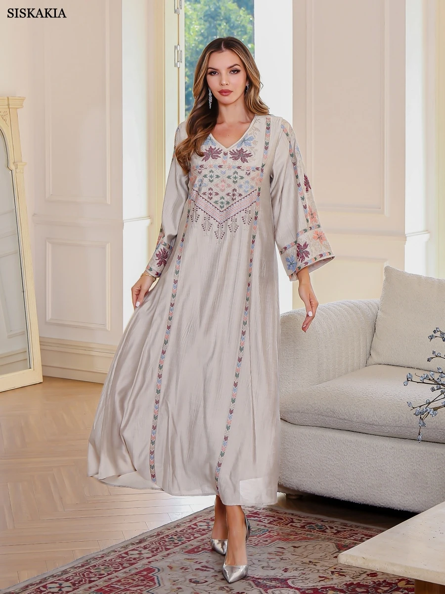 Siskakia New Luxury Woman Evening Dress Dubai Floral Embroidery Abaya Embroidered Sleeve Kaftan
Siskakia New Luxury Woman Evening Dress Dubai Floral Embroidery Abaya Embroidered Sleeve Kaftan