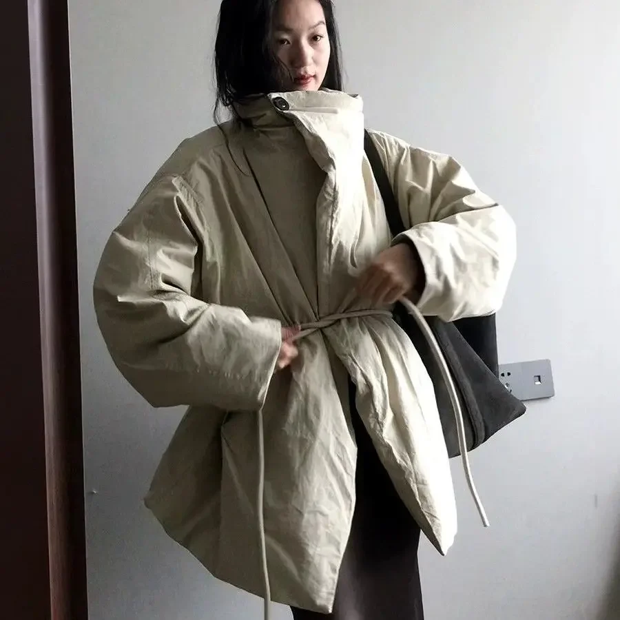 2025 Autumn/Winter Fashion New Women's Down Cotton Jacket Loose Windproof Stand Up Collar Strap Jacket
2025 Autumn/Winter Fashion New Women's Down Cotton Jacket Loose Windproof Stand Up Collar Strap Jacket