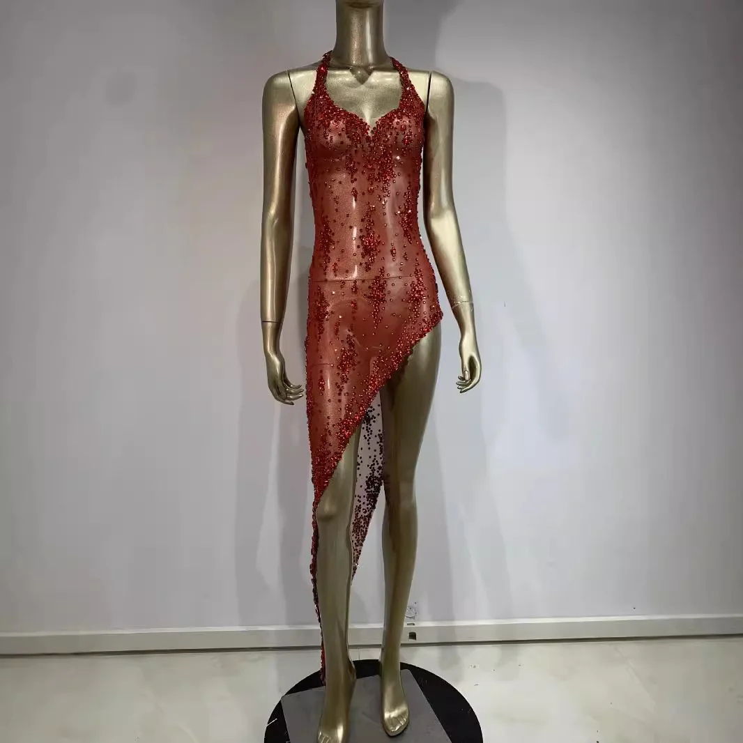STOCK Shiny Red Rhinestone Mesh Dress Female Singer Performance Outfit Nightclub Stage Costume See-Through Luxury Evening Gowns
STOCK Shiny Red Rhinestone Mesh Dress Female Singer Performance Outfit Nightclub Stage Costume See-Through Luxury Evening Gowns