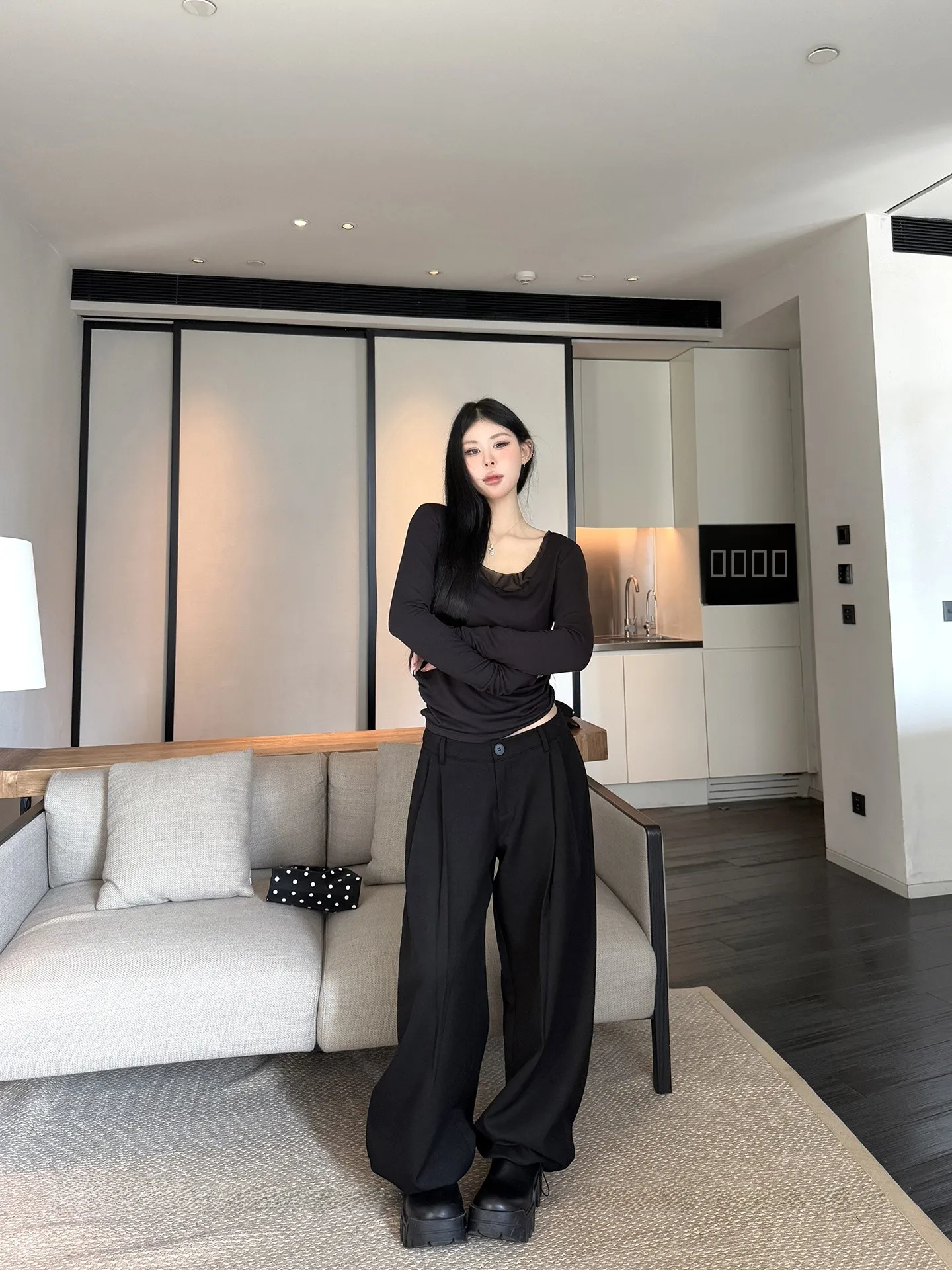 Весна 2026: Женские повседневные брюки с высокой талией, широкими штанинами, защитой от сминания, эффектом похудения, длинные, из смесовой хлопковой ткани
Весна 2026: Женские повседневные брюки с высокой талией, широкими штанинами, защитой от сминания, эффектом похудения, длинные, из смесовой хлопковой ткани