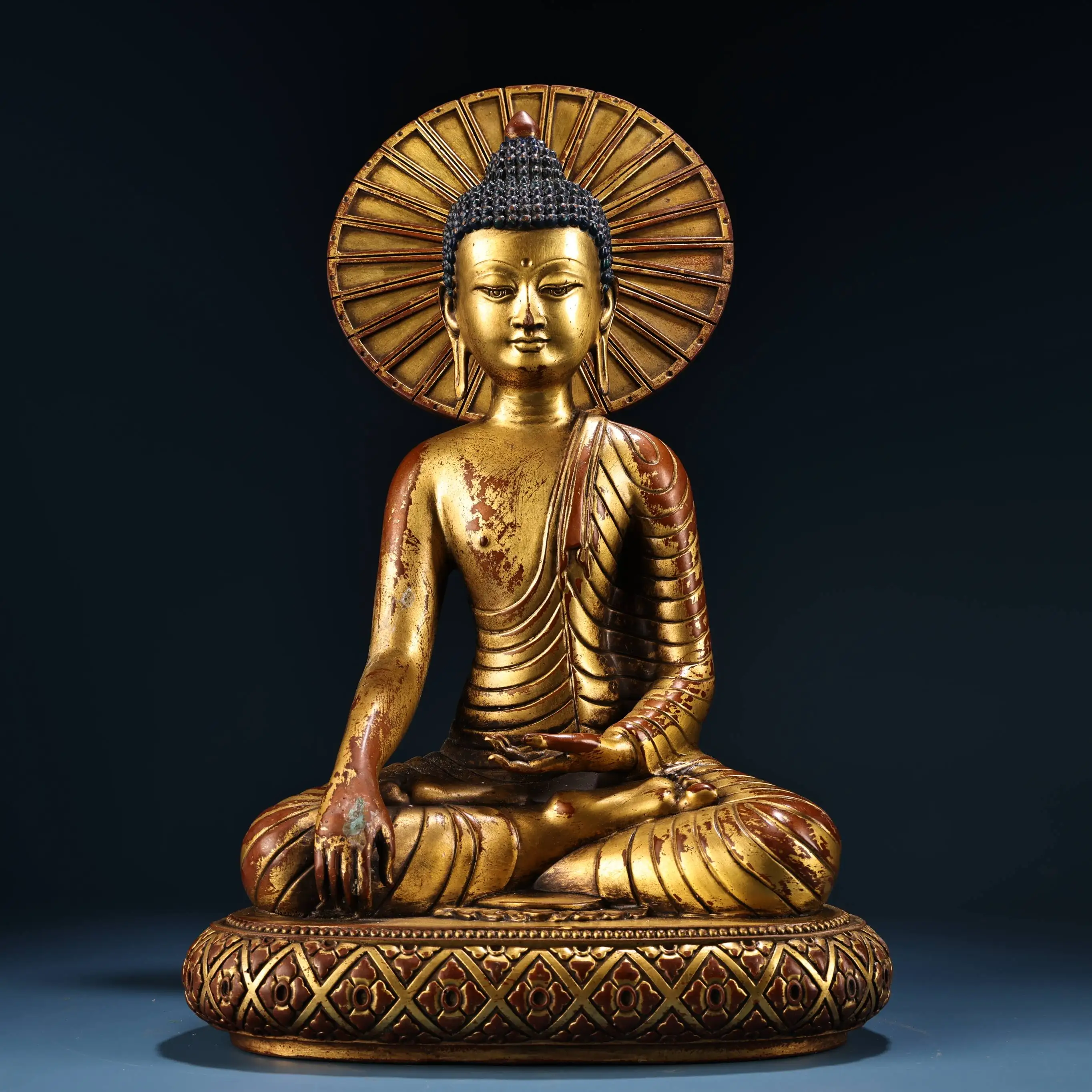 13"Tibetan Temple Collection Old Purple Bronze Gilded High Relief Northern Wei Buddha Shakyamuni Backlight Buddha Worship Hall
13"Tibetan Temple Collection Old Purple Bronze Gilded High Relief Northern Wei Buddha Shakyamuni Backlight Buddha Worship Hall