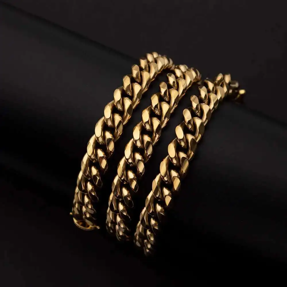 Custom Rapper Mens Hip Hop Gold Jewelry Necklace 925 Sterling Silver Moissanite Cuban Link Miami Chain
Custom Rapper Mens Hip Hop Gold Jewelry Necklace 925 Sterling Silver Moissanite Cuban Link Miami Chain