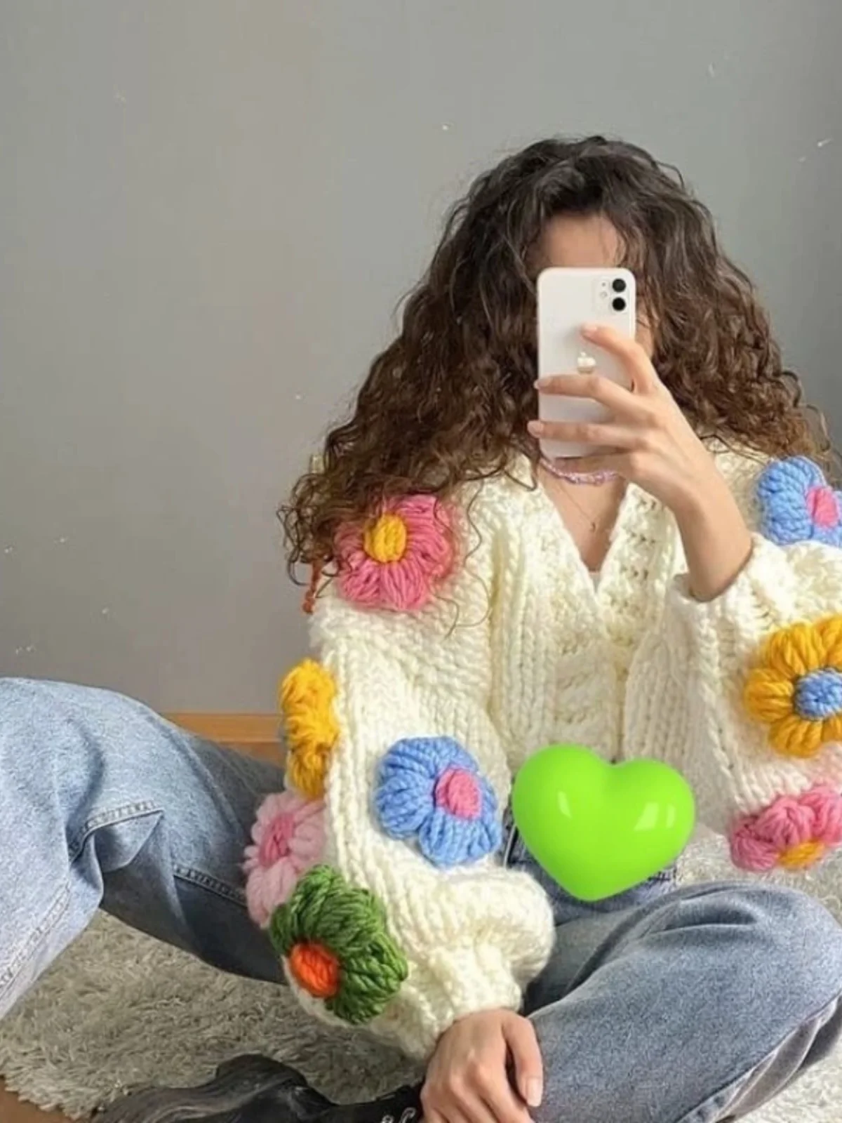 Handmade Thiened Heavy-Worked ort Open Cardigan Women's Loose Lazy Sle Top Coat with 3D Flower Decoration V-Ne Long S...
Handmade Thiened Heavy-Worked ort Open Cardigan Women's Loose Lazy Sle Top Coat with 3D Flower Decoration V-Ne Long S...