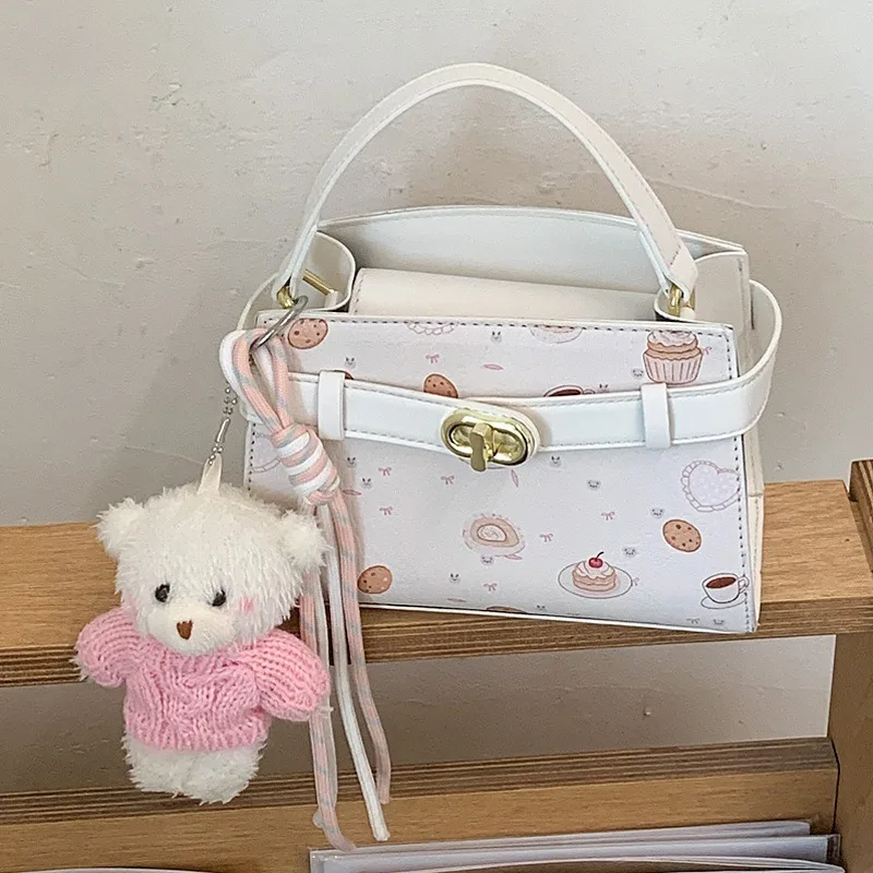 Crossbody bag women's 2026 new Sen Menciu spring and summer commuter shoulder bag with a small square bag
Crossbody bag women's 2026 new Sen Menciu spring and summer commuter shoulder bag with a small square bag