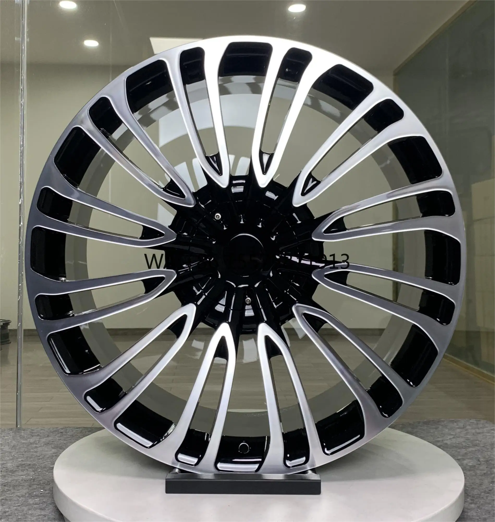 Passenger Car Wheels Car Rims Aluminium Alloy Special Design Widely Used Custom 22/23/24 Inches Polished Forged Rims Multi Spoke
Passenger Car Wheels Car Rims Aluminium Alloy Special Design Widely Used Custom 22/23/24 Inches Polished Forged Rims Multi Spoke