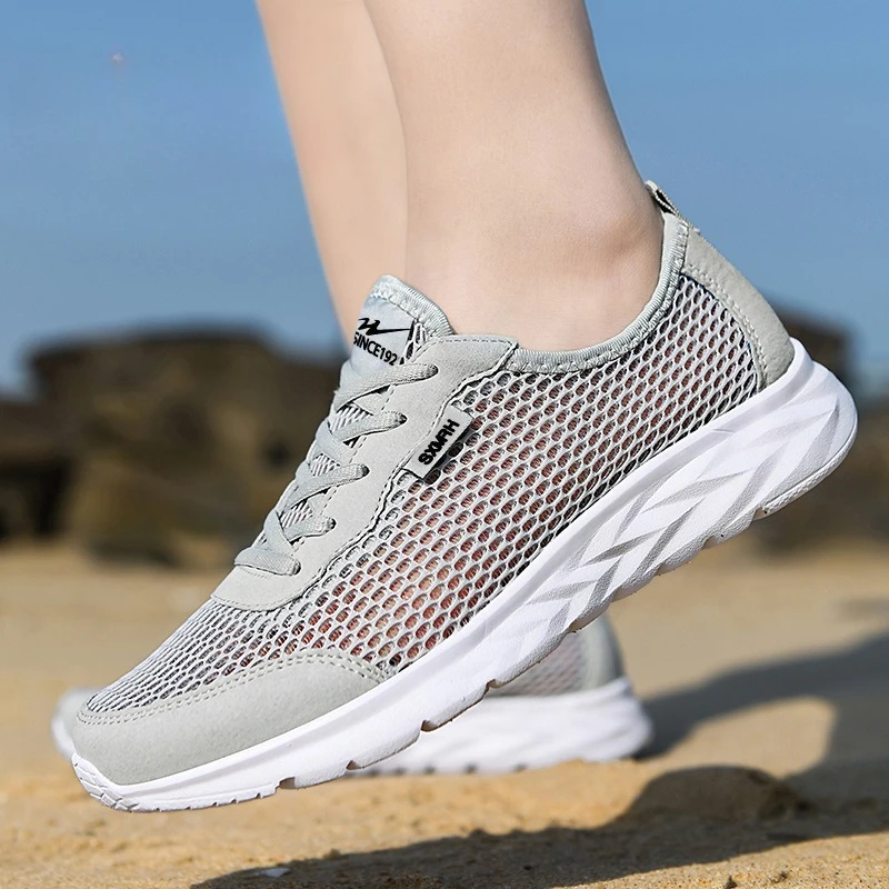 Men's Lightweight Hollow Shoes Breathable Slip In Casual Sneakers Non-slip Flat Outdoor Walking Shoes
Men's Lightweight Hollow Shoes Breathable Slip In Casual Sneakers Non-slip Flat Outdoor Walking Shoes