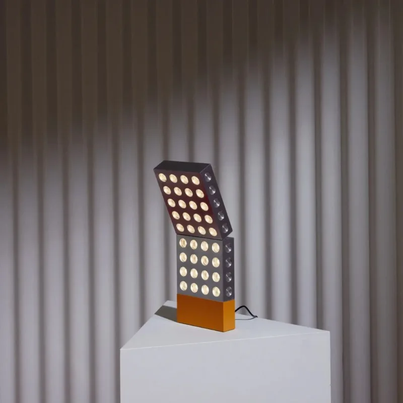 Grille energy-saving desk lamp anti-glare learning work eye protection desk lamp
Grille energy-saving desk lamp anti-glare learning work eye protection desk lamp