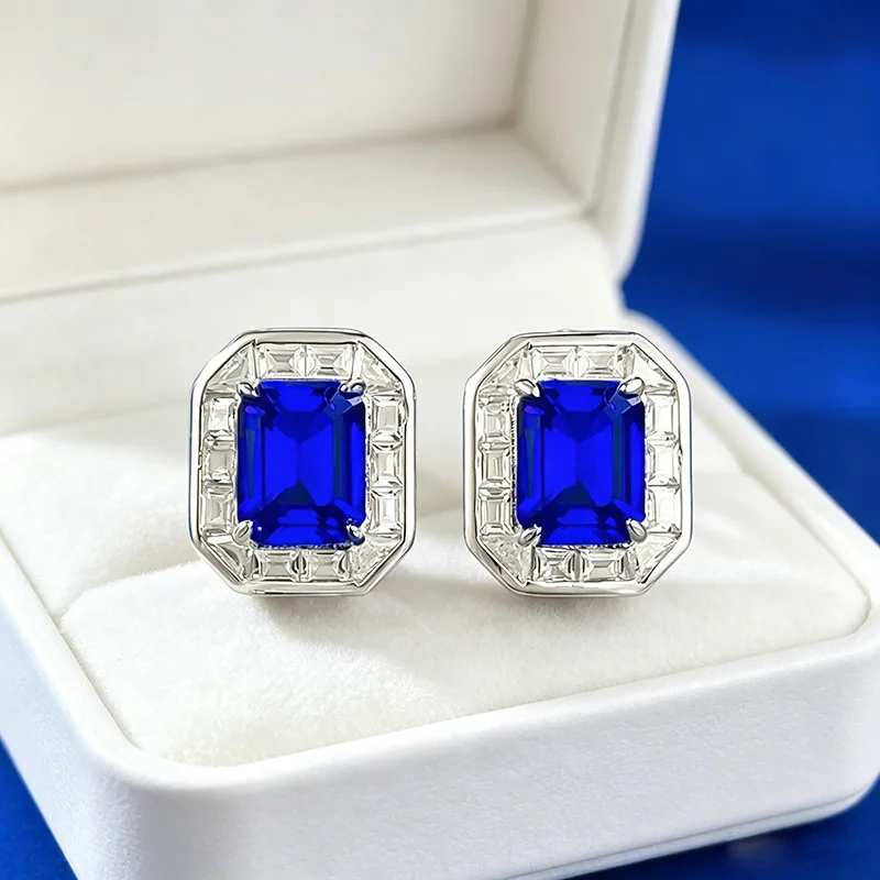 Luxury white gold solid platinum PT950 rectangular 7*9mm Ascher blue little demon cultivation earrings for women's daily
Luxury white gold solid platinum PT950 rectangular 7*9mm Ascher blue little demon cultivation earrings for women's daily