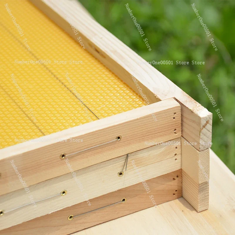 Chinese/Italian Bee Hive Frames Foundation Wax Comb 8000 Cells Complete Set with Frames Beekeeping Tools -095
Chinese/Italian Bee Hive Frames Foundation Wax Comb 8000 Cells Complete Set with Frames Beekeeping Tools -095