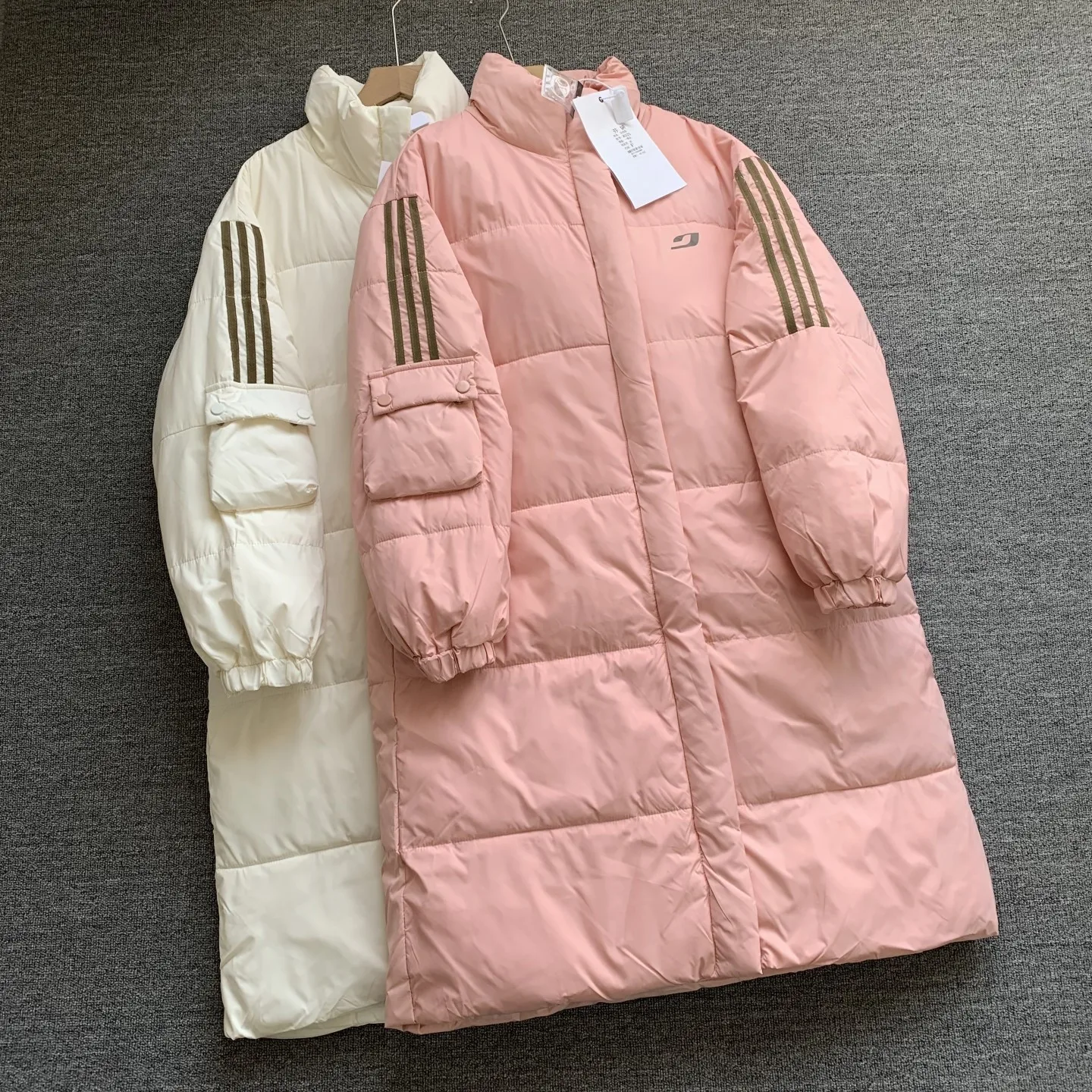Korean Style Women's Long Thickened Warm Stand Collar down Jacket Winter New Arrival Oversize over Knee Coat Elegant Feel
Korean Style Women's Long Thickened Warm Stand Collar down Jacket Winter New Arrival Oversize over Knee Coat Elegant Feel
