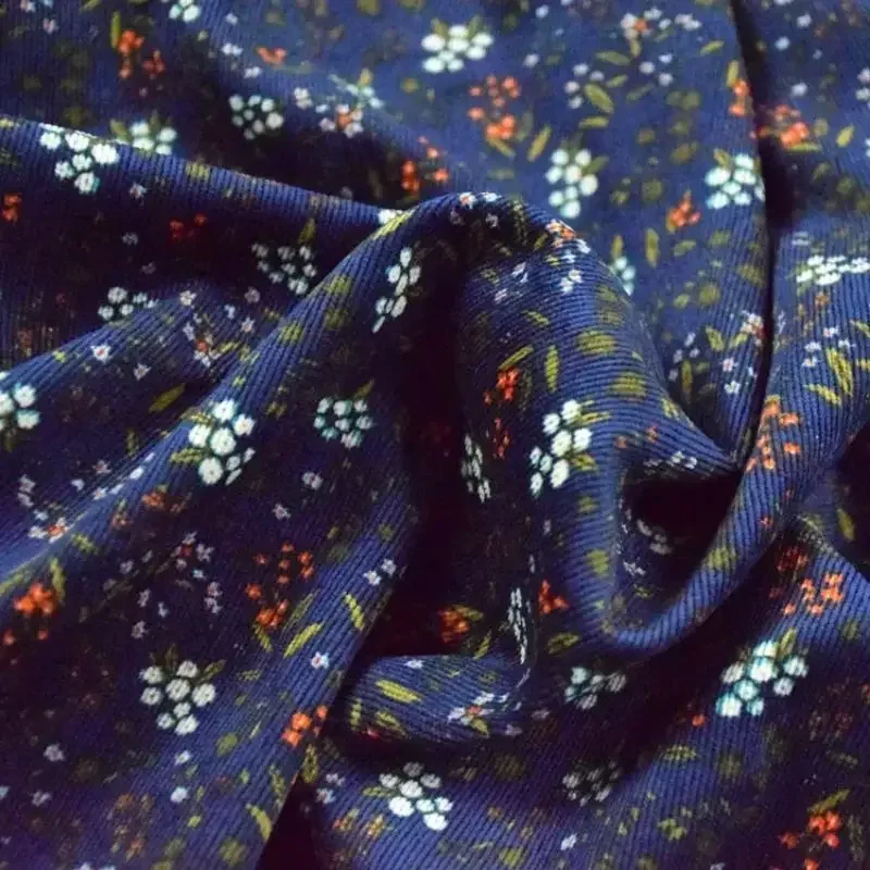 Красочная вельветовая ткань с принтом, бархатная ткань в свежую цветочную полоску для классической рубашки, куртки и брюк - разные узоры
Красочная вельветовая ткань с принтом, бархатная ткань в свежую цветочную полоску для классической рубашки, куртки и брюк - разные узоры