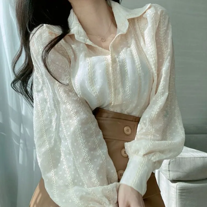 Ruffle Women Shirts Elegant Korean Style Female Top Button Long Sleeve Shirts Solid Spring Lace Ladies Fashion Blouse New
Ruffle Women Shirts Elegant Korean Style Female Top Button Long Sleeve Shirts Solid Spring Lace Ladies Fashion Blouse New