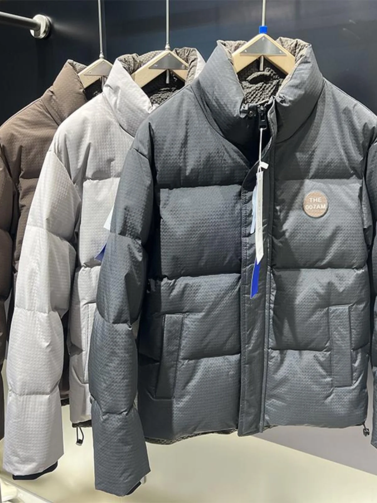 Thickened White Duck down Stand Collar Men's Jacket Autumn Winter New Fashion Casual Warmth Outerwear Polyester Fiber Zipper
Thickened White Duck down Stand Collar Men's Jacket Autumn Winter New Fashion Casual Warmth Outerwear Polyester Fiber Zipper