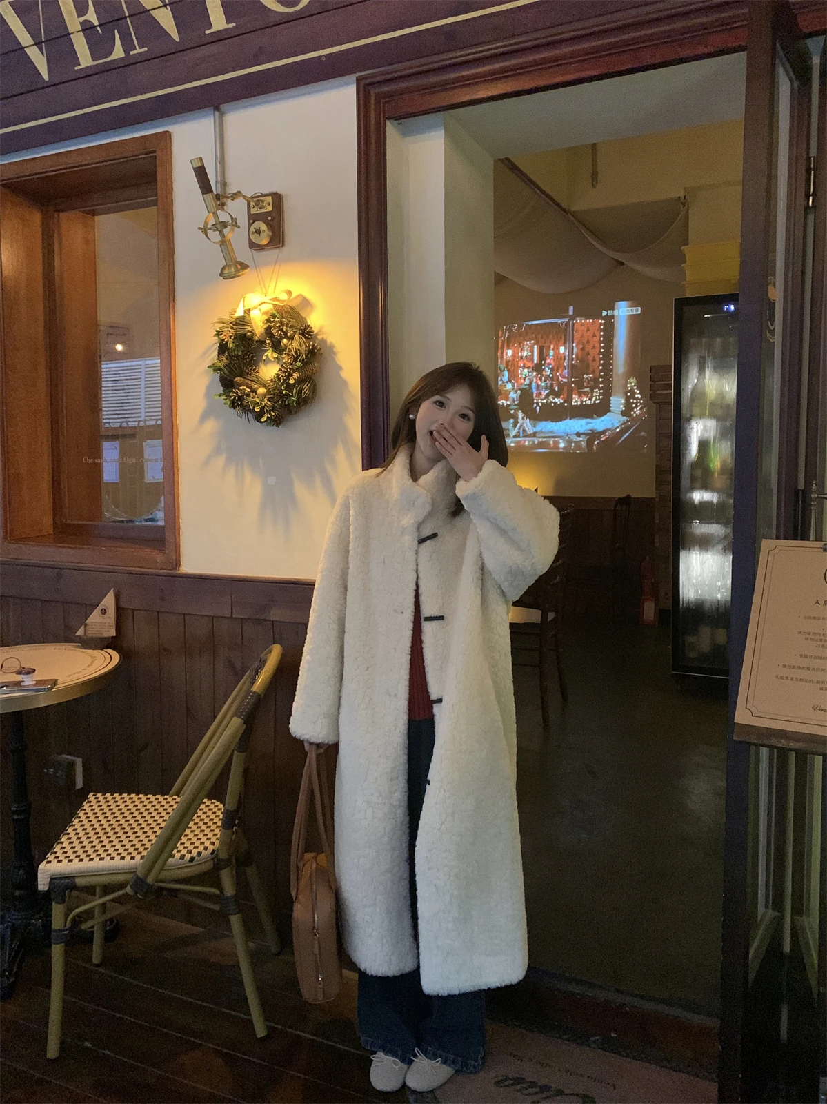 FUGUI RICH Impermeable Love ort Coat Thi Fur Medium Length Fluffy Women's Outerwear French Sle Loose Fit Long Sve
FUGUI RICH Impermeable Love ort Coat Thi Fur Medium Length Fluffy Women's Outerwear French Sle Loose Fit Long Sve