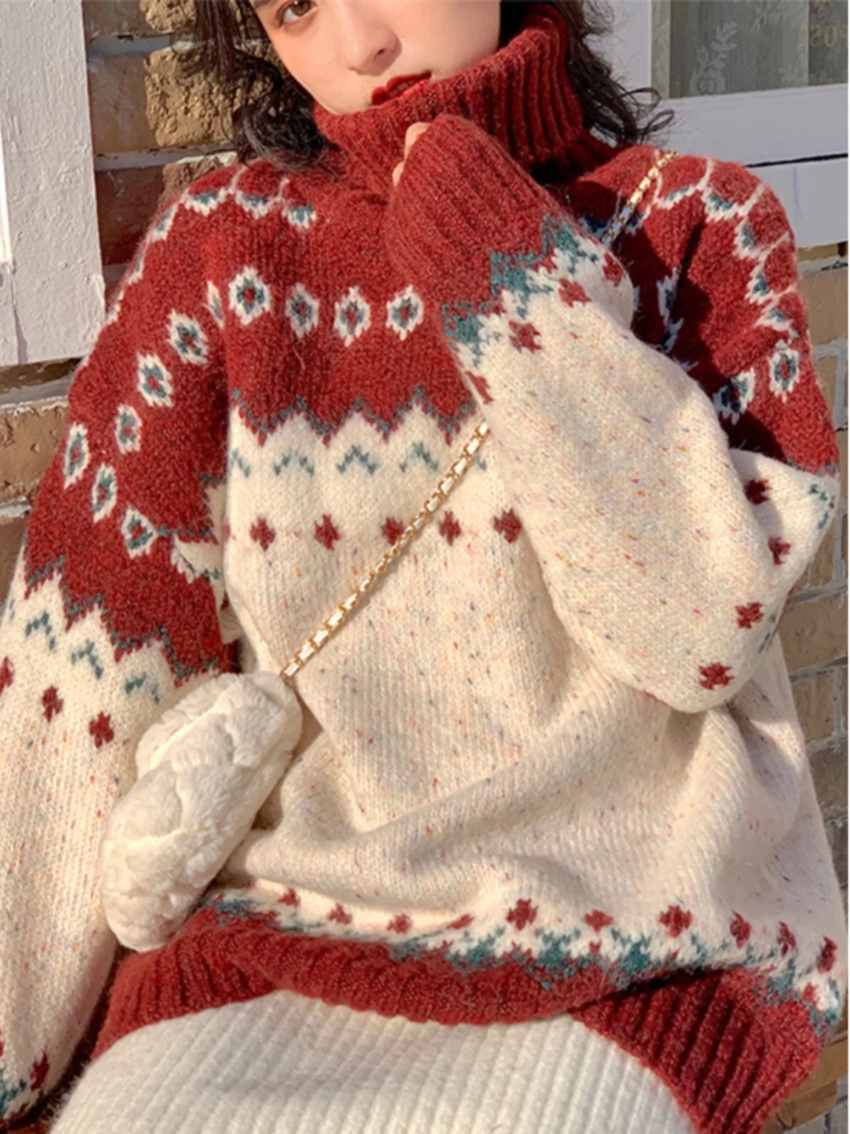 MiiiiX Christmas Style Red Contrast Turtleneck Knitted Sweater Women's Pullover Autumn 2024 Casual Loose Thicken Inner Knitwear
MiiiiX Christmas Style Red Contrast Turtleneck Knitted Sweater Women's Pullover Autumn 2024 Casual Loose Thicken Inner Knitwear