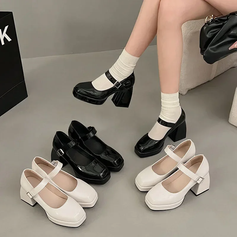 New Women's Shoes High Heels Wide Shoe Mary Sandals Shallow Single Shoe Patent Leather Women's Square Heel Sandals Summer
New Women's Shoes High Heels Wide Shoe Mary Sandals Shallow Single Shoe Patent Leather Women's Square Heel Sandals Summer