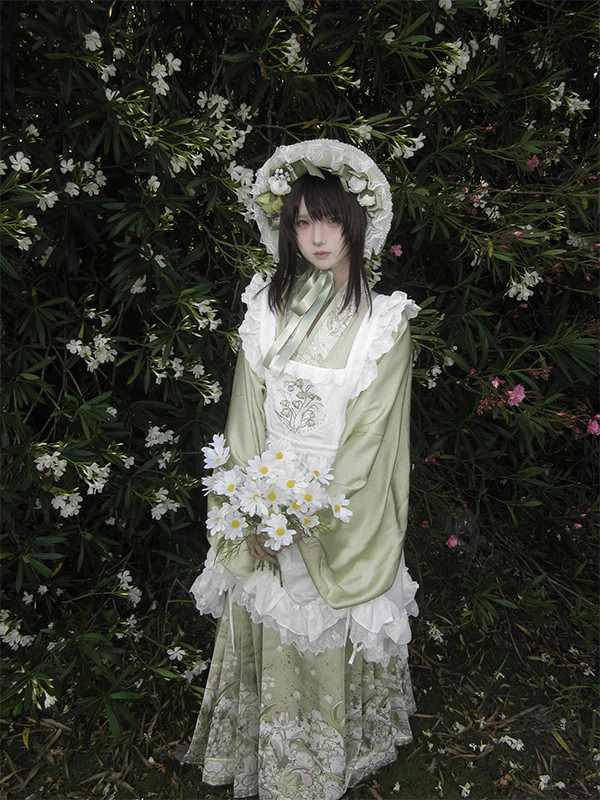 Elegant Green Hanfu Women's Collared Top Tailed Skirt Lolita Dress Petal over Skirt Classical Chinese Style Clothing
Elegant Green Hanfu Women's Collared Top Tailed Skirt Lolita Dress Petal over Skirt Classical Chinese Style Clothing