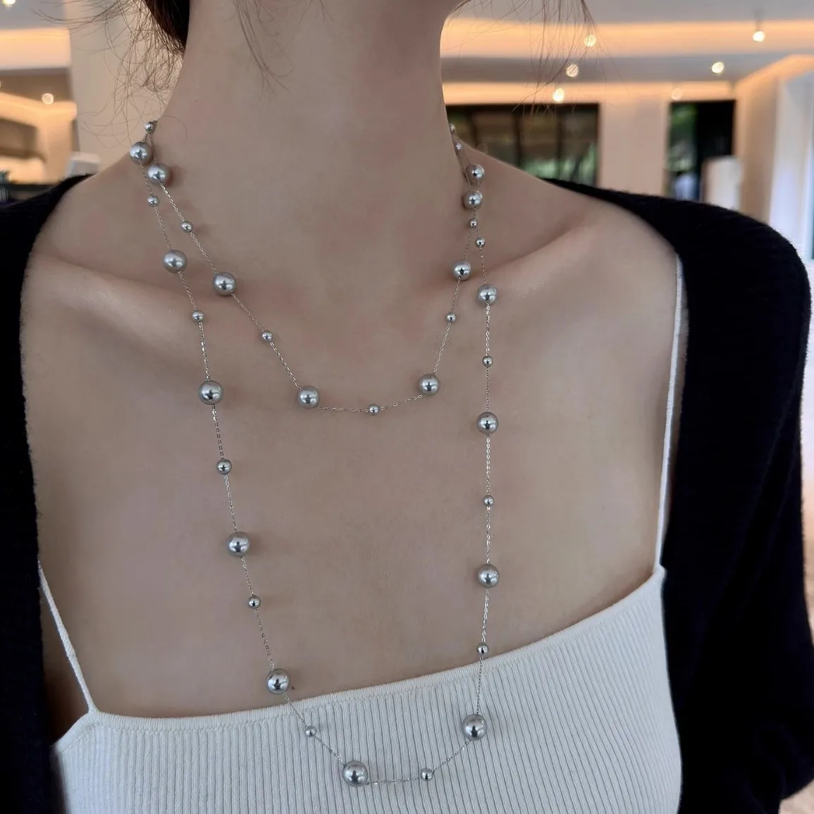 Interstellar Long Gypsy Sand old Grey Pearl Necklace Sweater Chain Commuter Textured Beads Premium Women
Interstellar Long Gypsy Sand old Grey Pearl Necklace Sweater Chain Commuter Textured Beads Premium Women